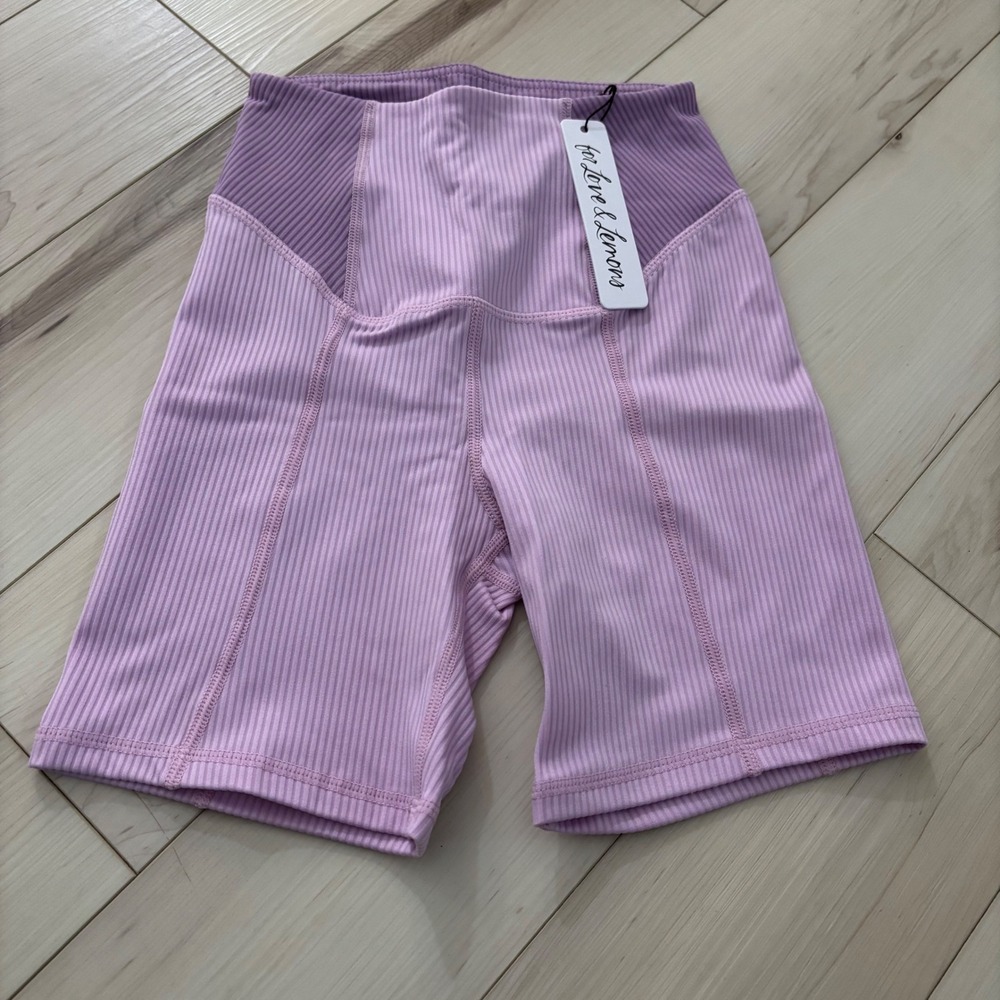 NWT For Love & Lemons Ribbed Biker Shorts High Waist Lavender Colorblock XXS New